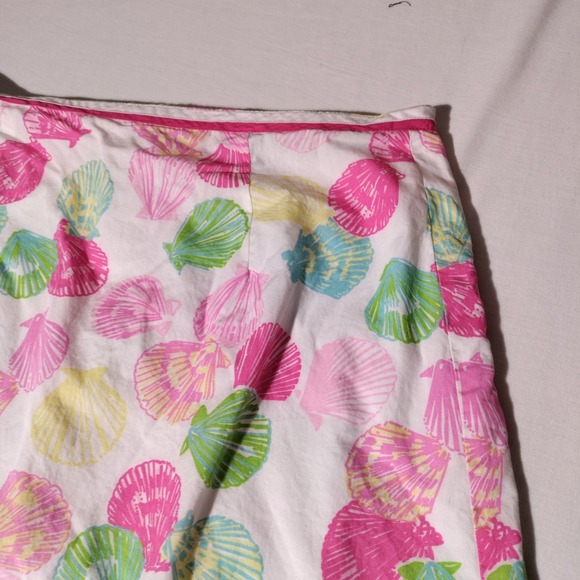 Lilly Pulitzer Wrap Printed Seashell Skirt White Pink Size 0 (27" Waist) - Picture 11 of 16